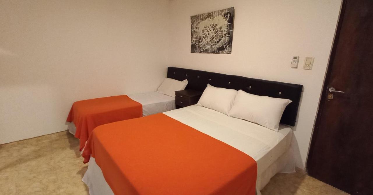 Ayres Del Rio Apartment *